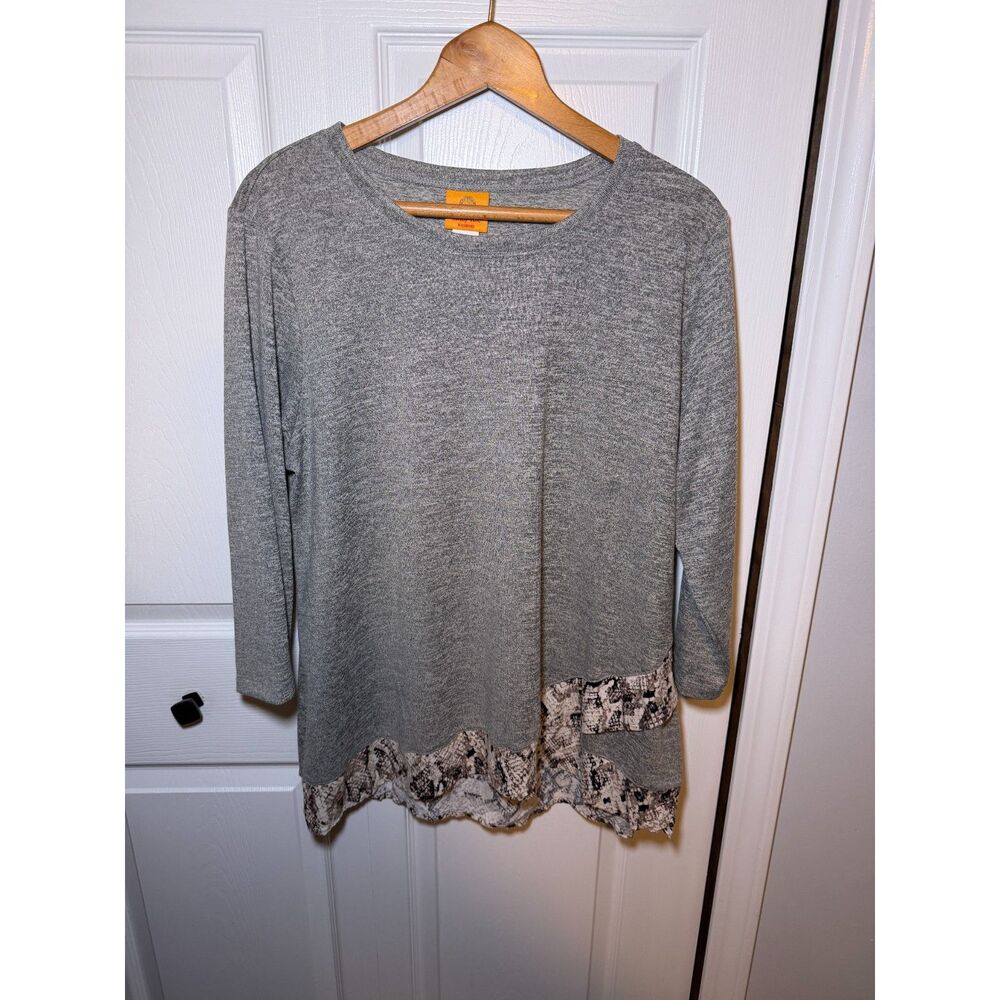 Ruby Rd Woman 1X Gray Snake Print Trim Tunic Top Plus Size